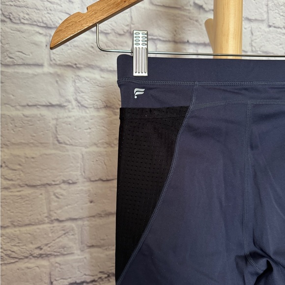 Motion 365 Highwaisted Fabletics Leggings - Picture 11 of 12